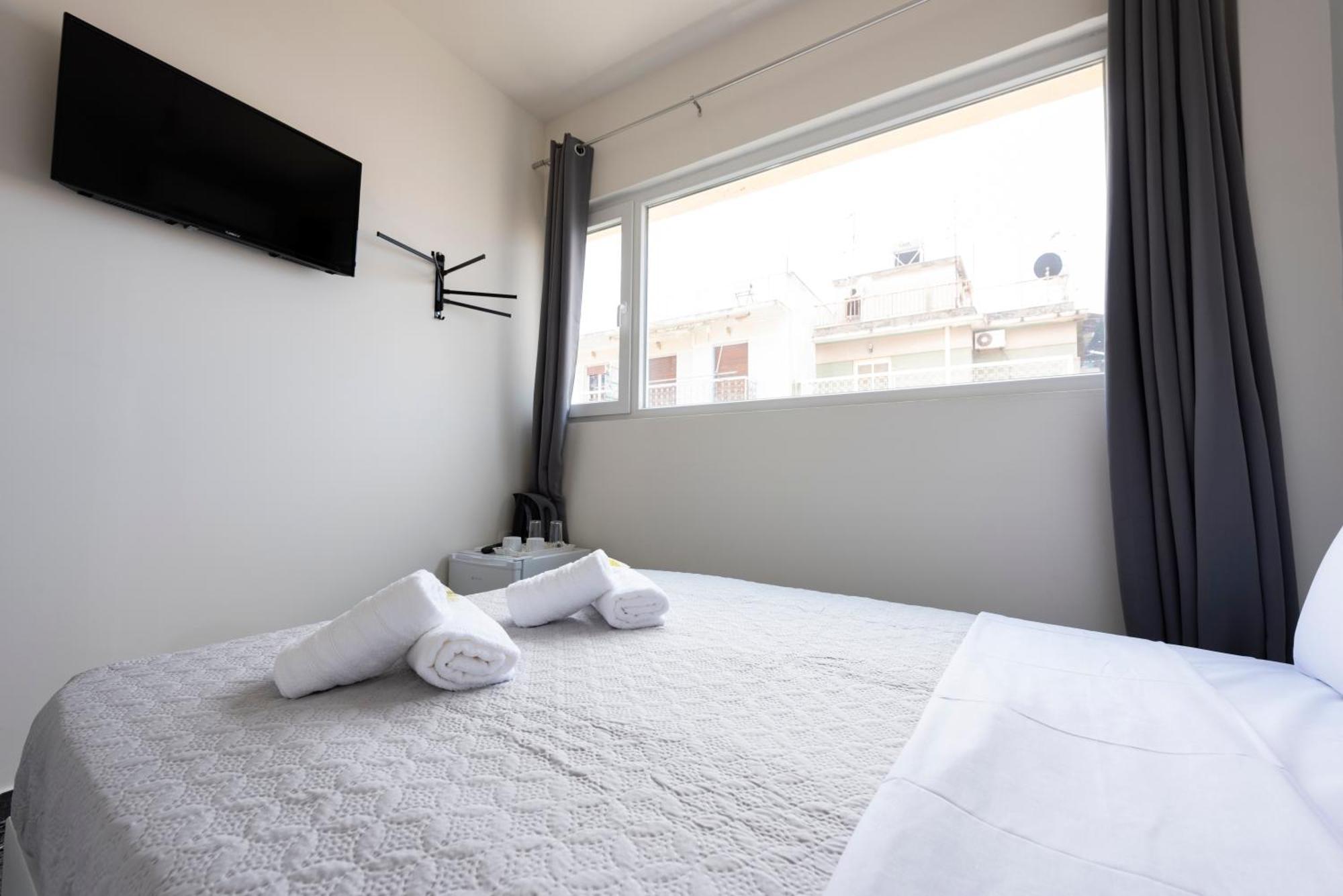 Liberal Mini Rooms & Suites Афины Экстерьер фото